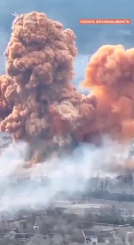 Ukraine War - Powerful explosion of a nitric acid tank in Rubezhnoye
