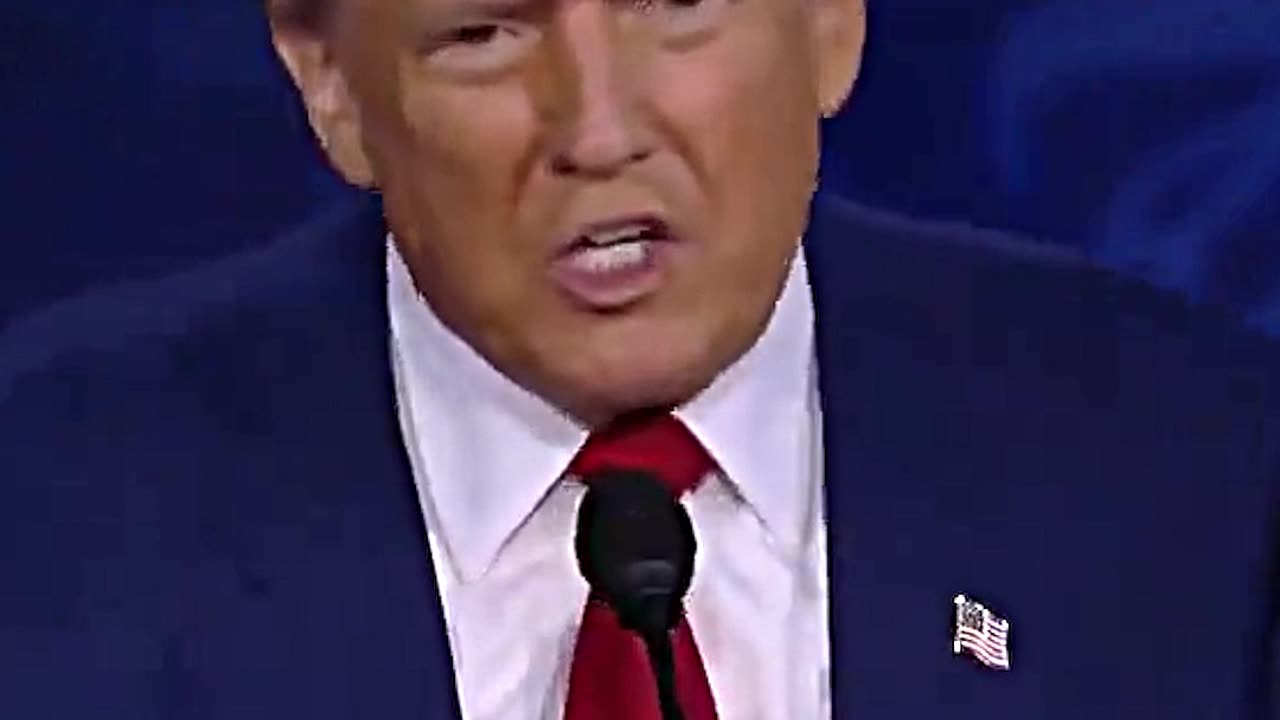 TRUMP'S Closing Statement BURIES The Democrats