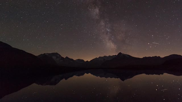 night time mountains
