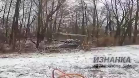 Russian fiber-optic FPV drone hits a Ukrainian 2S1 Gvozdika near Kursk