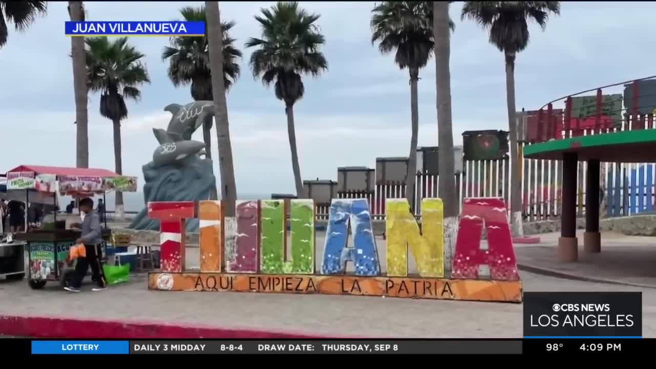 Long Beach crews race to build high berm ahead of Hurricane Kay