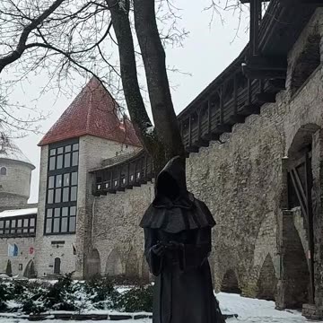 Danish King's Garden | Taani Kuninga Aed | Tallinn Old Town | Estonia | Baltics