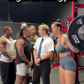 How to approach a girl at the gym