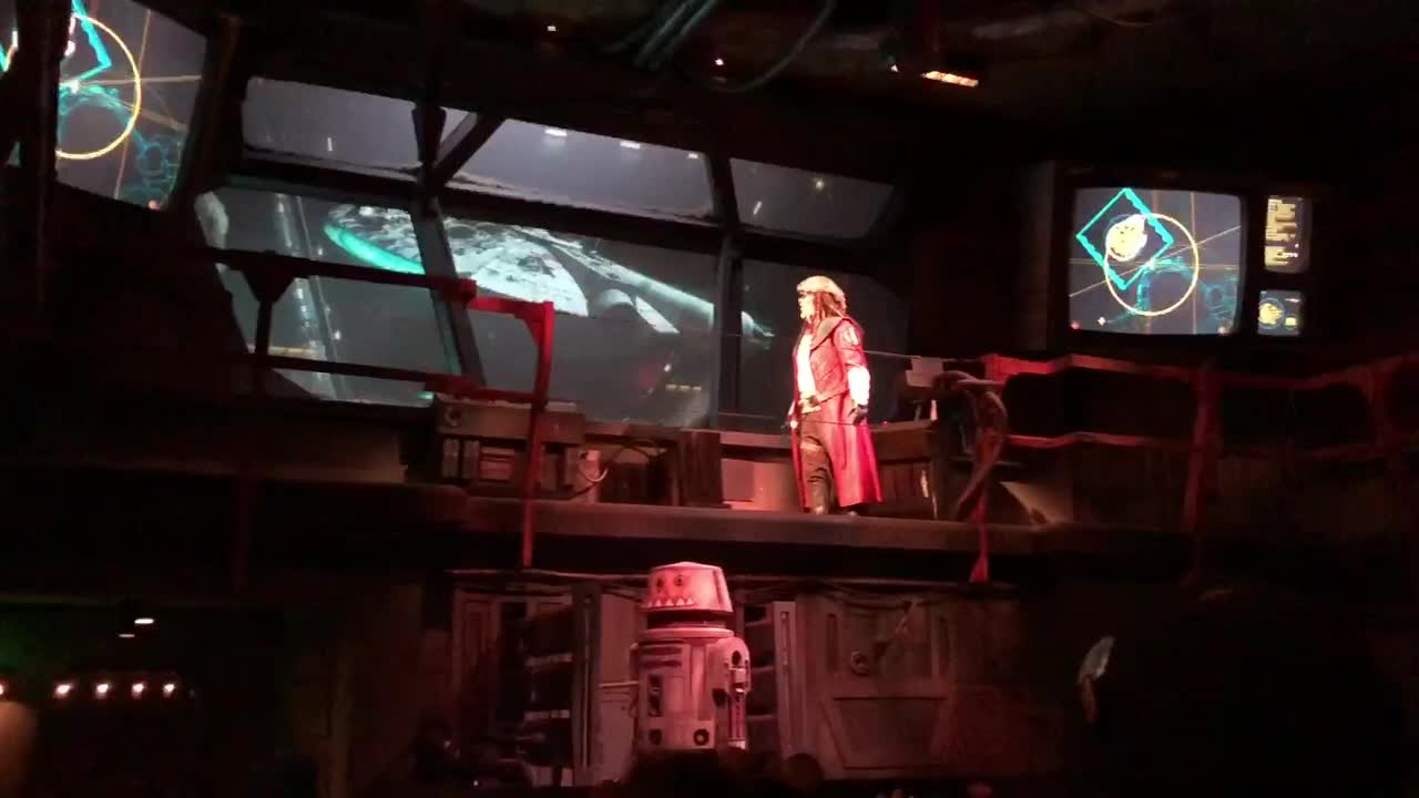 Tour of Galaxy’s Edge with Rise of the Resistance BREAKDOWN!