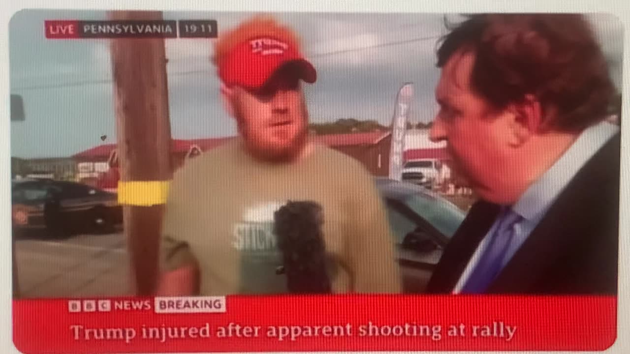 Trump Shot - Witness of the shooter going on roof and crawling to position of shooting