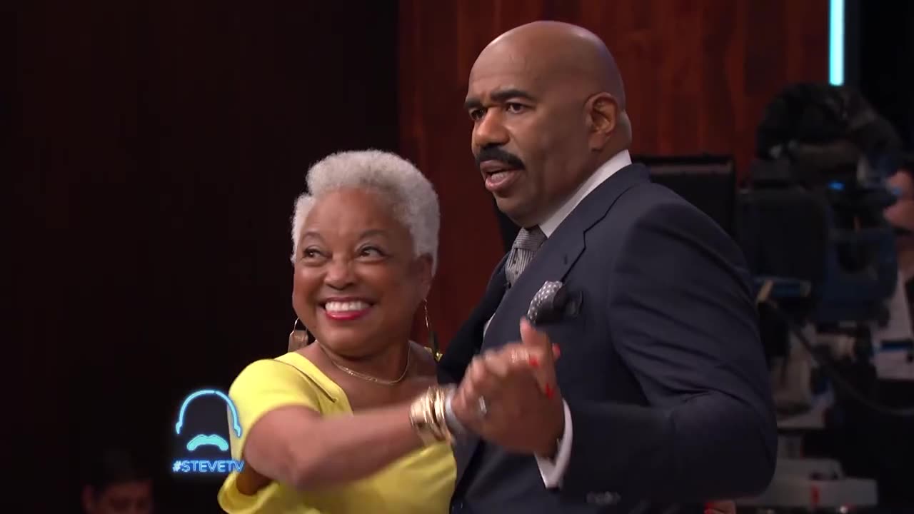 Steve Harvey and granny bust a move together|🥰💖