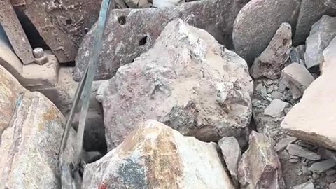The rock crushing part 15