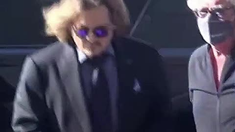 Johnny Depp Vs Amber Heard Savage moment