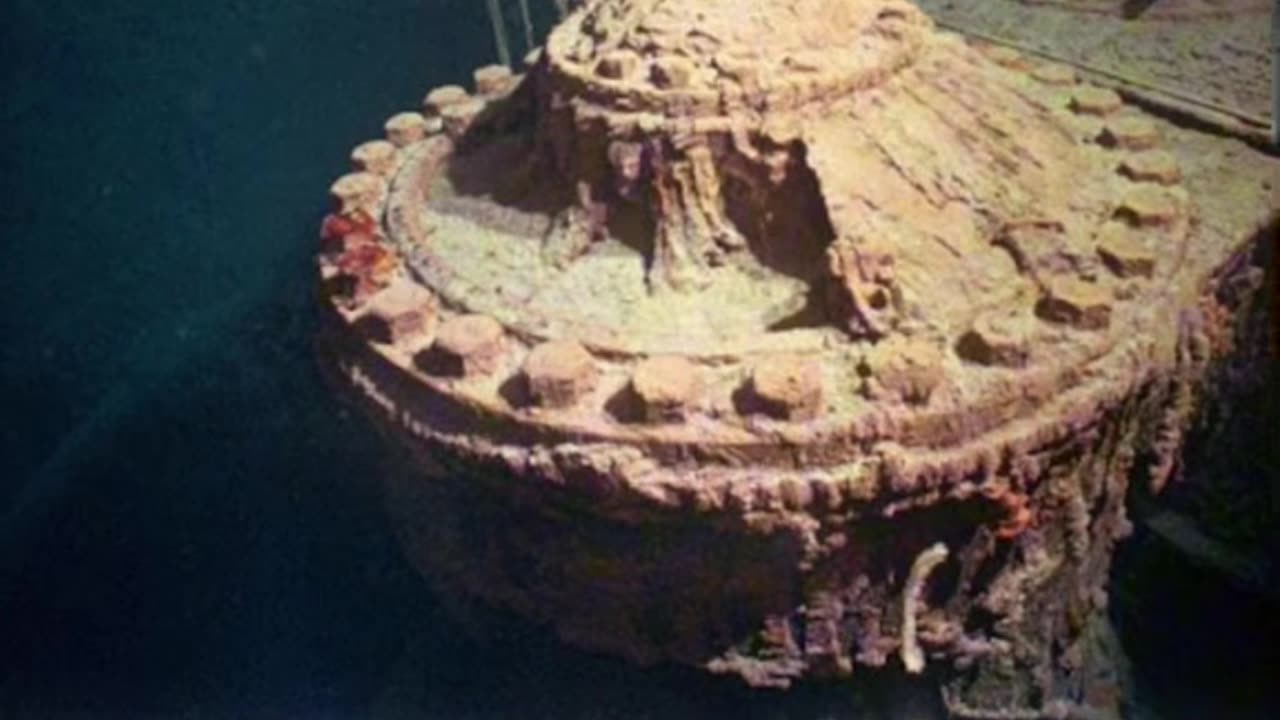 Titanic shipwreck when it was first discovered