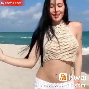 woman dancing bailame