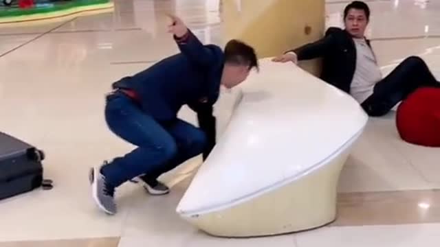 funny videos 🤣 comedy video/ prank video /funny videos 2021/ Chinese comedians P 3