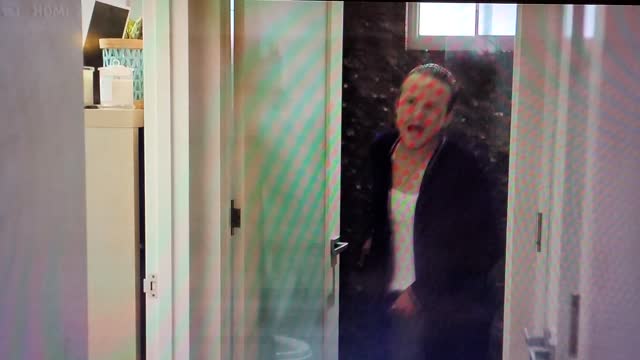 Mr. In-between. Aussie T.V. series