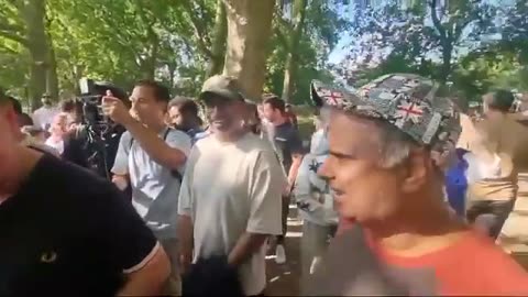 Shouts of ALLAHU AKHBAR at speakers corner right now DROWNED out by