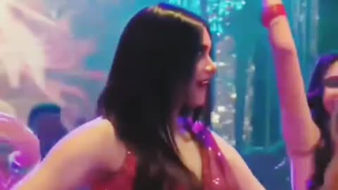 Sunil Grover Dance with South Indian movie Bollywood movie Girl crazy 🤣🤣🤣 As Salman khan k