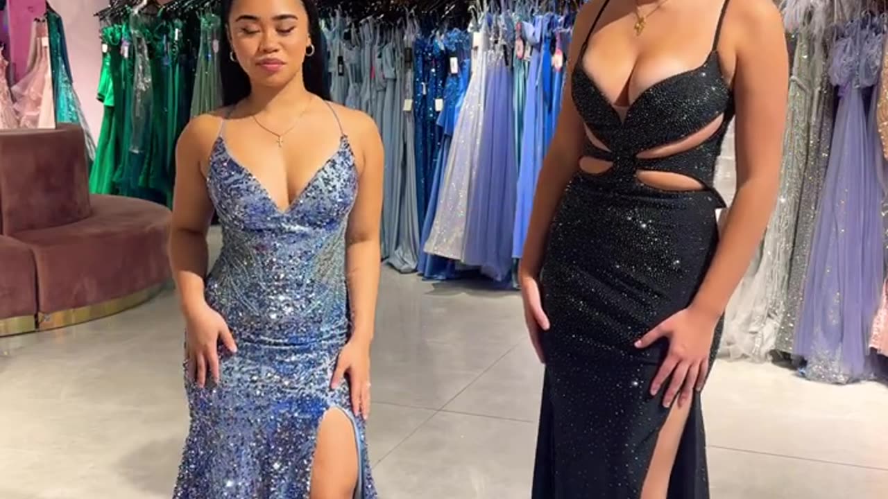 Going to prom with your bestie❤️ #prom #promdress #promdresses #formal #formaldresses #dresses