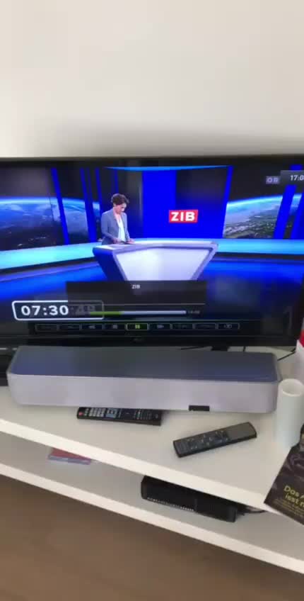 Presenter collapsing from death jab