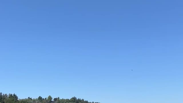 F35 over lake Washington