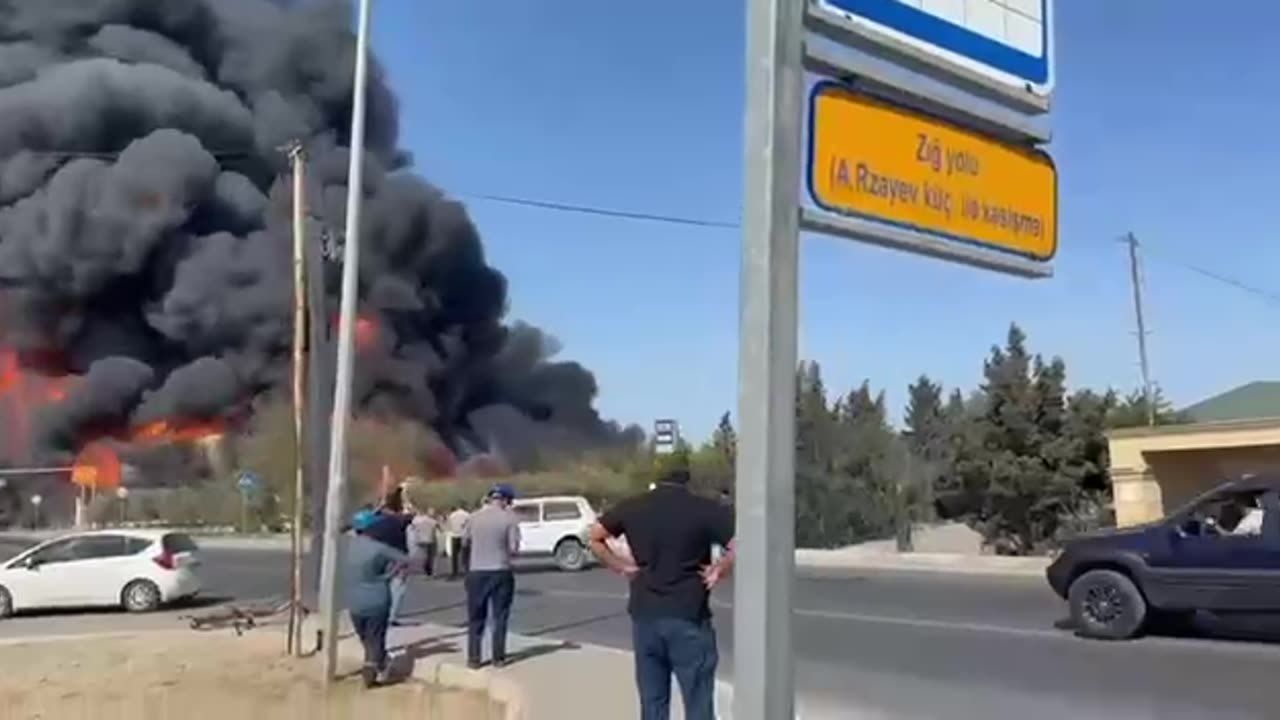 Azerbaijan: SOCAR oil company facility catches fire in Baku