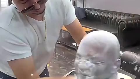 FUNNY BARBER