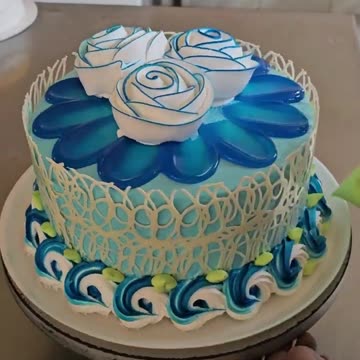 Yummy 🤤🤤😋 Cake 🎂🎂🍰 for some 1 Special