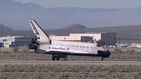 Así aterrizaba el Transbordador Espacial después de estar en el ESPACIO(720P_HD)