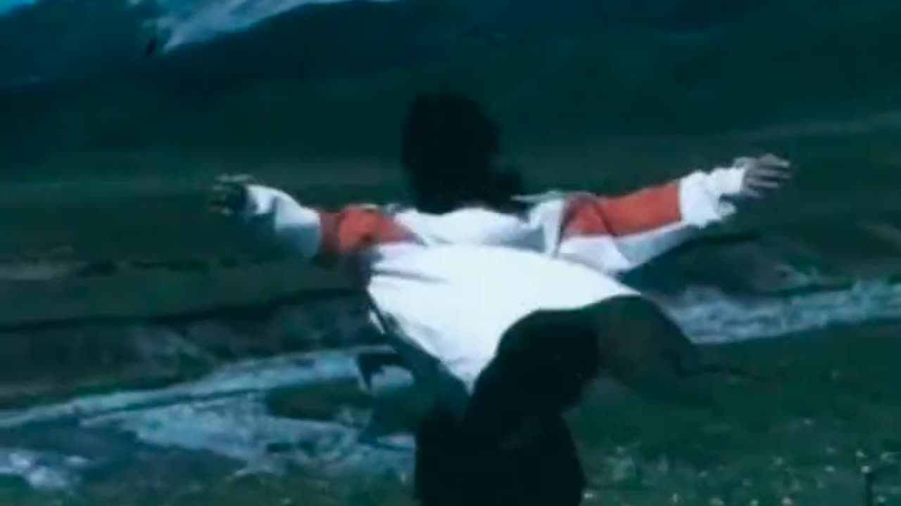 I'm falling...