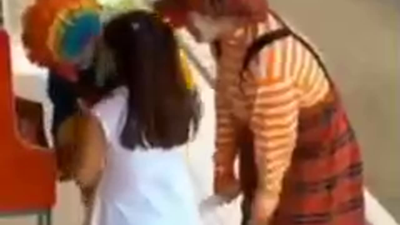 この問題を終わらせるために参加したいのであれば、子供たちがどのように追跡されているかについての意識を高めてください。