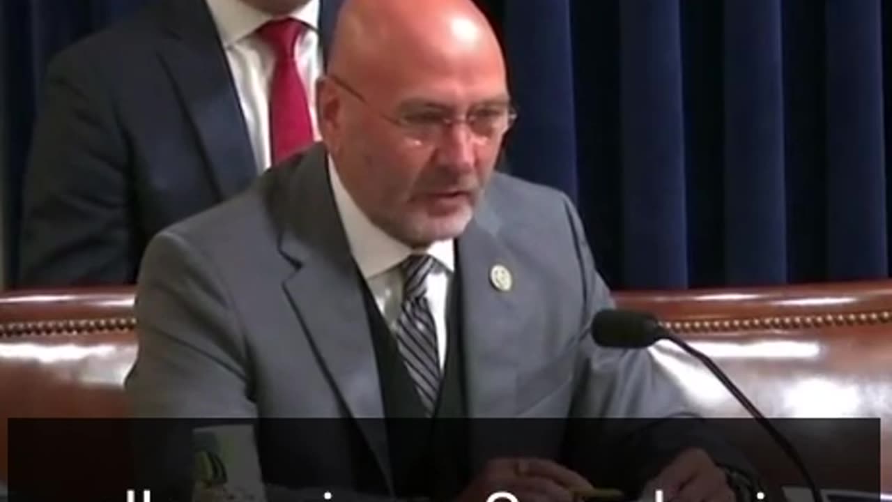 US GOVERMNMENT IS SUPPORTING HUMAN CHILD TRAFFICKING!!!