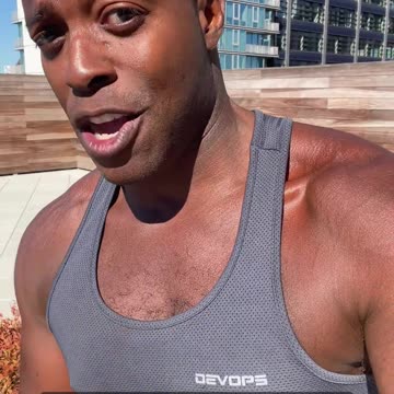 Soy un hombre negro ¡Votaré por DONALD TRUMP el 5 de noviembre!