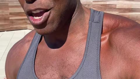 Soy un hombre negro ¡Votaré por DONALD TRUMP el 5 de noviembre!