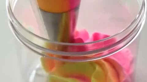 Make colorful ice cream by yourself