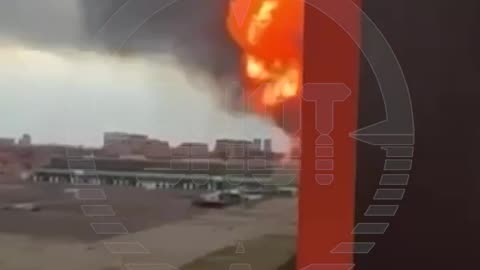 Russian gas station explodes - watch full screen