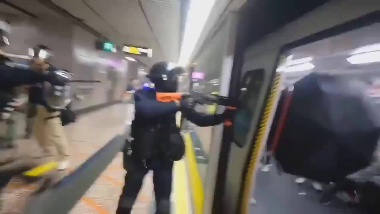 太子恐襲 港警施暴