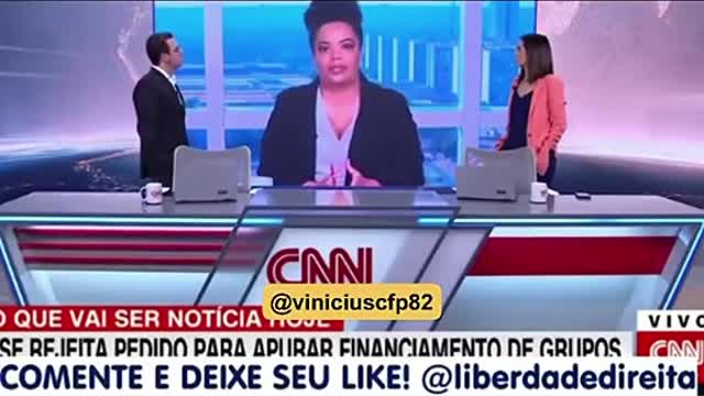 Jornalista pupila de Paulo Freire troca fease da bandeira nacional