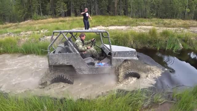 Car race in water 2022 in America