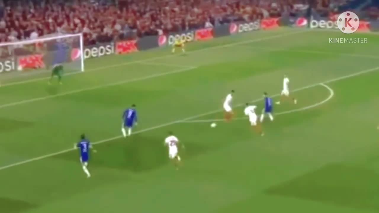 When Morata is in front of Goalπππ