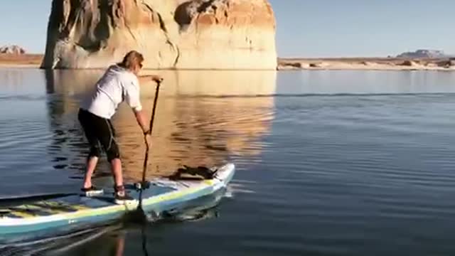 Paddling Lone Rock at Lake Powell