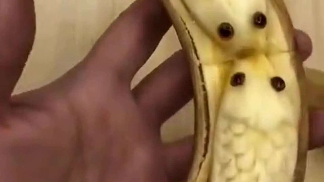 🎨Amazing Fish🐟 Art on Banana🍌| Satisfying Art🎨|Asmr😲
