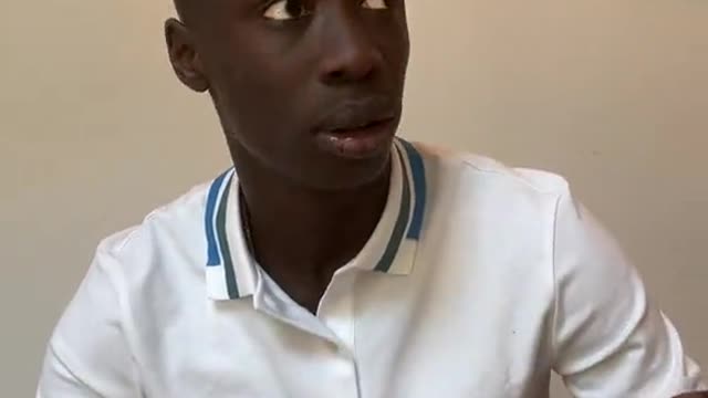 When you discover her laugh at the first date 😹
