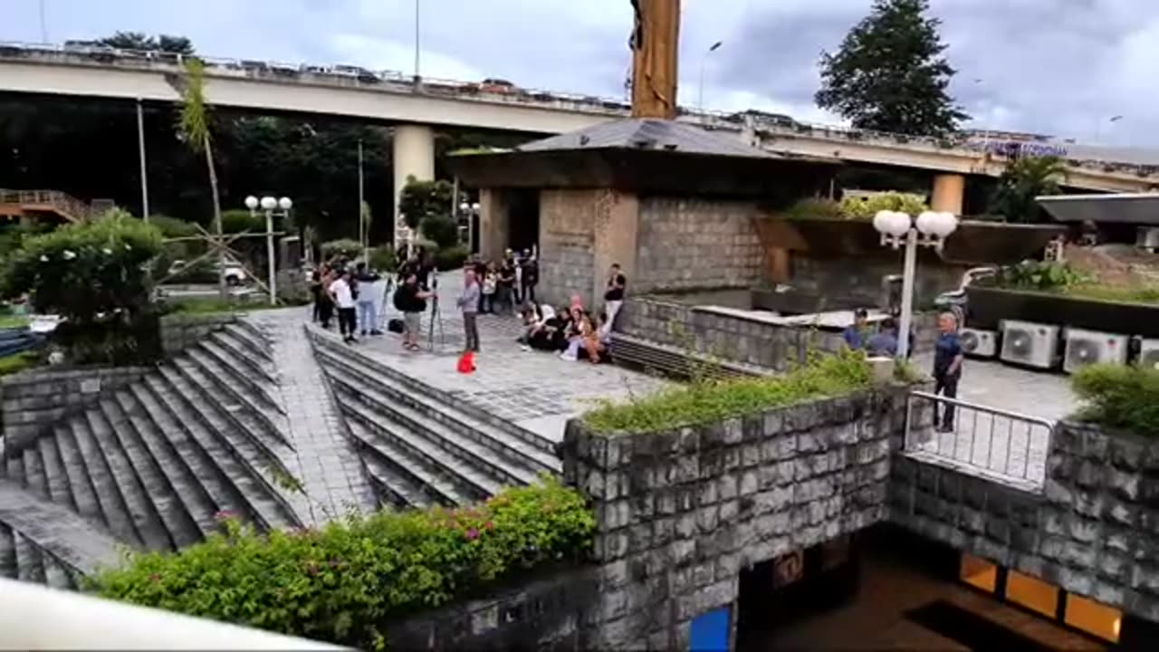 KUTING KINABAHAN na? mga TAO sa EDSA now PINAPA-ALIS?