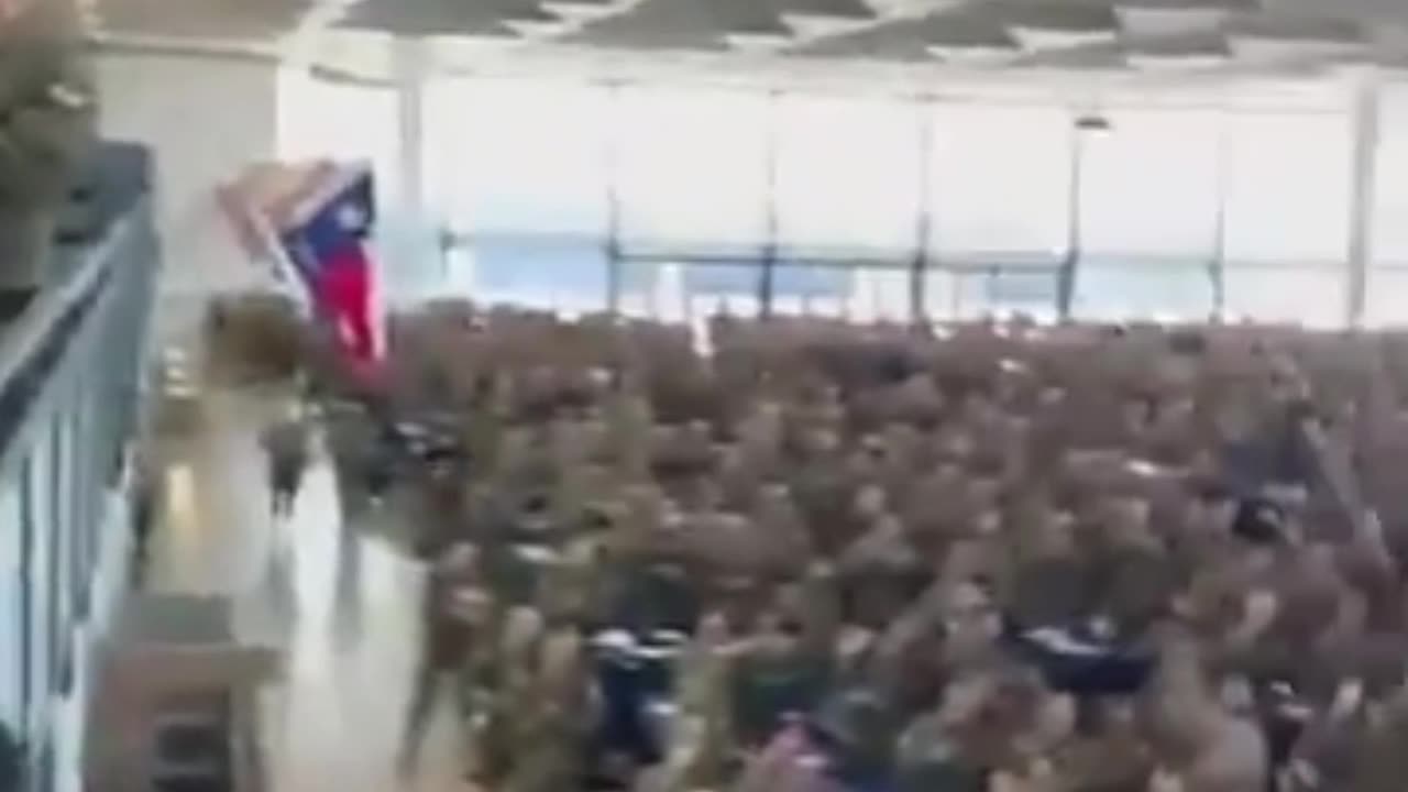 U.S. Military RESPECTS Elon Musk MORE than Kamala Harris! 🔥🔥