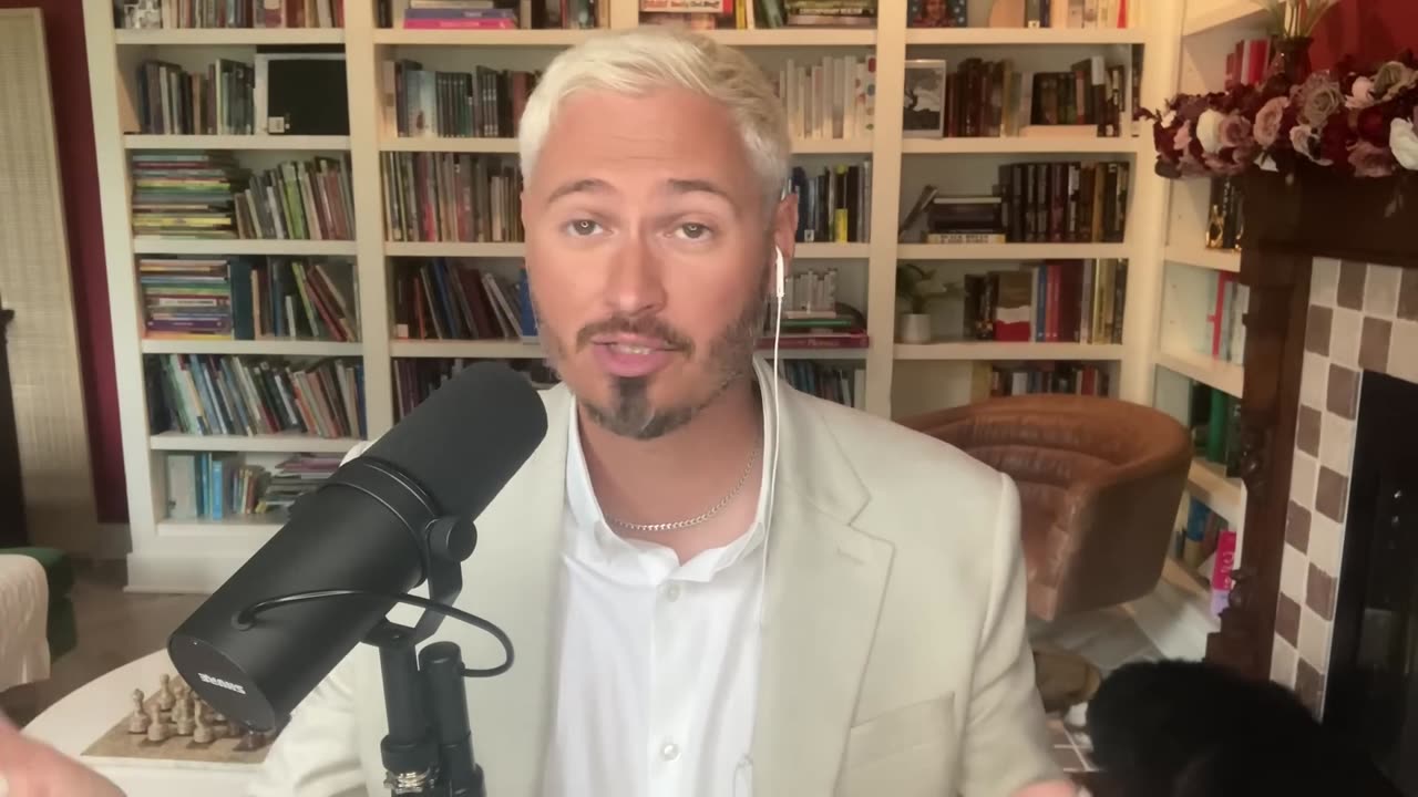 ‘IS BIDEN DEAD_’_ Alex Jones Goes FULL Crackpot, Immediately Debunked _ The Kyle Kulinski Show