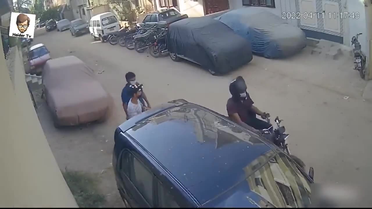 Pakistani vs American Robbers