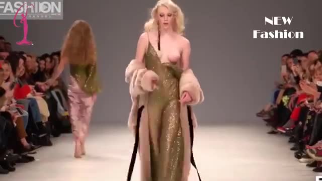 fashion catwalk fails 2018 funny video must watch till in the end new fashion