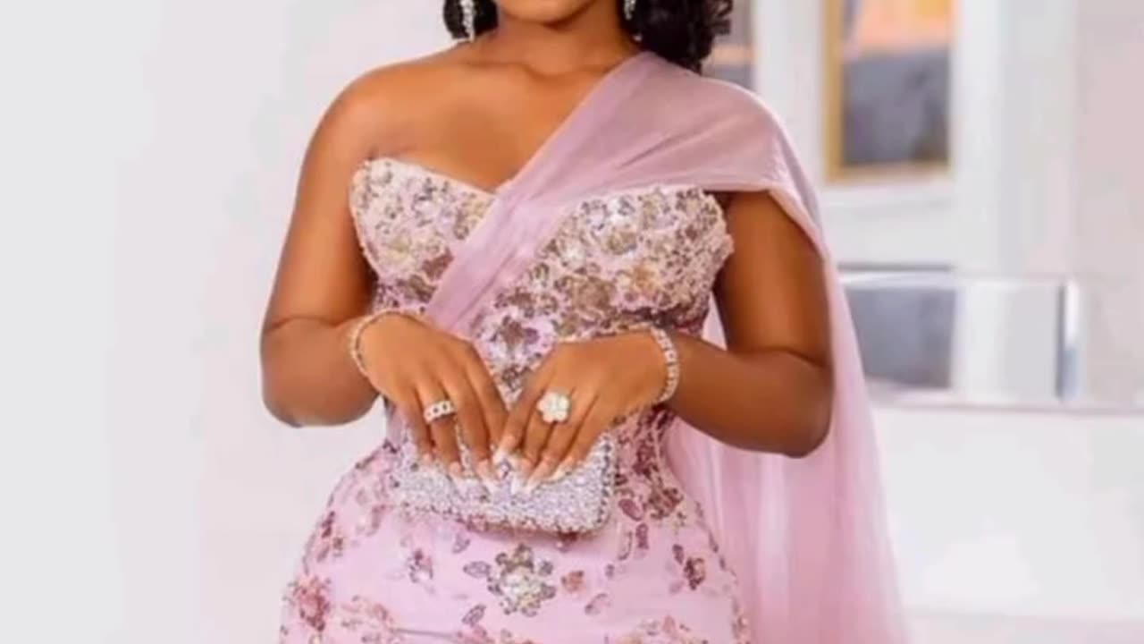 Trendy Owambe Lace Styles Ideas For Beautiful Ladies