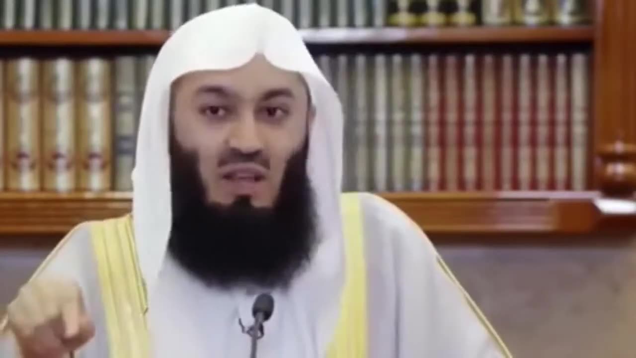 Why Is My Life Extremely Difficult? Mufti Ismail Menk || English Bayan || Safa Marva