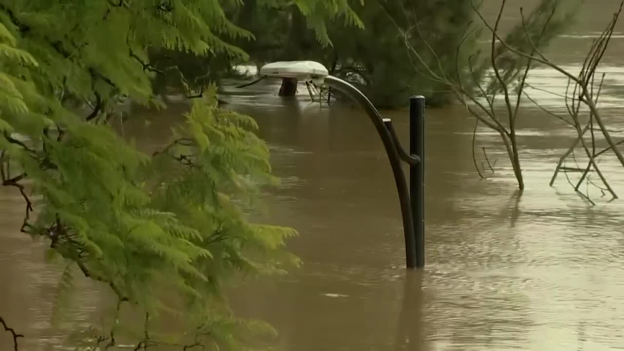 Sydney Floods: 50,000 People on EVACUATION Alert