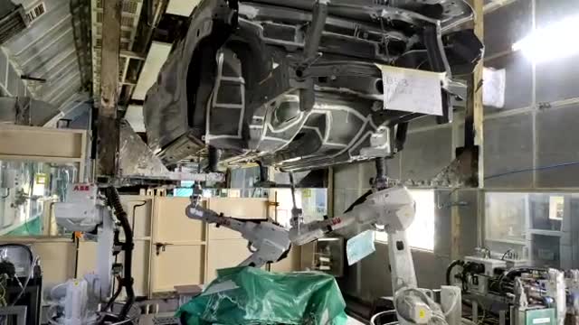 ABB Robotics - Automotive sealing & dispensing
