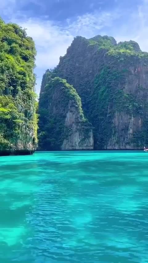 Pileh Lagoon in Krabi, Thailand