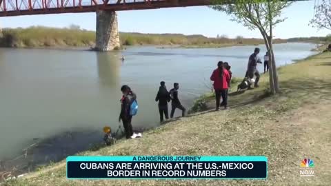 #Cubans #Mexico #Border Record Number Of Cubans Arriving At U.S. Mexico Border